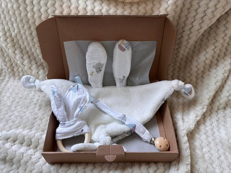 Comment choisir un cadeau de naissance original et utile ? - Un monde Céleste