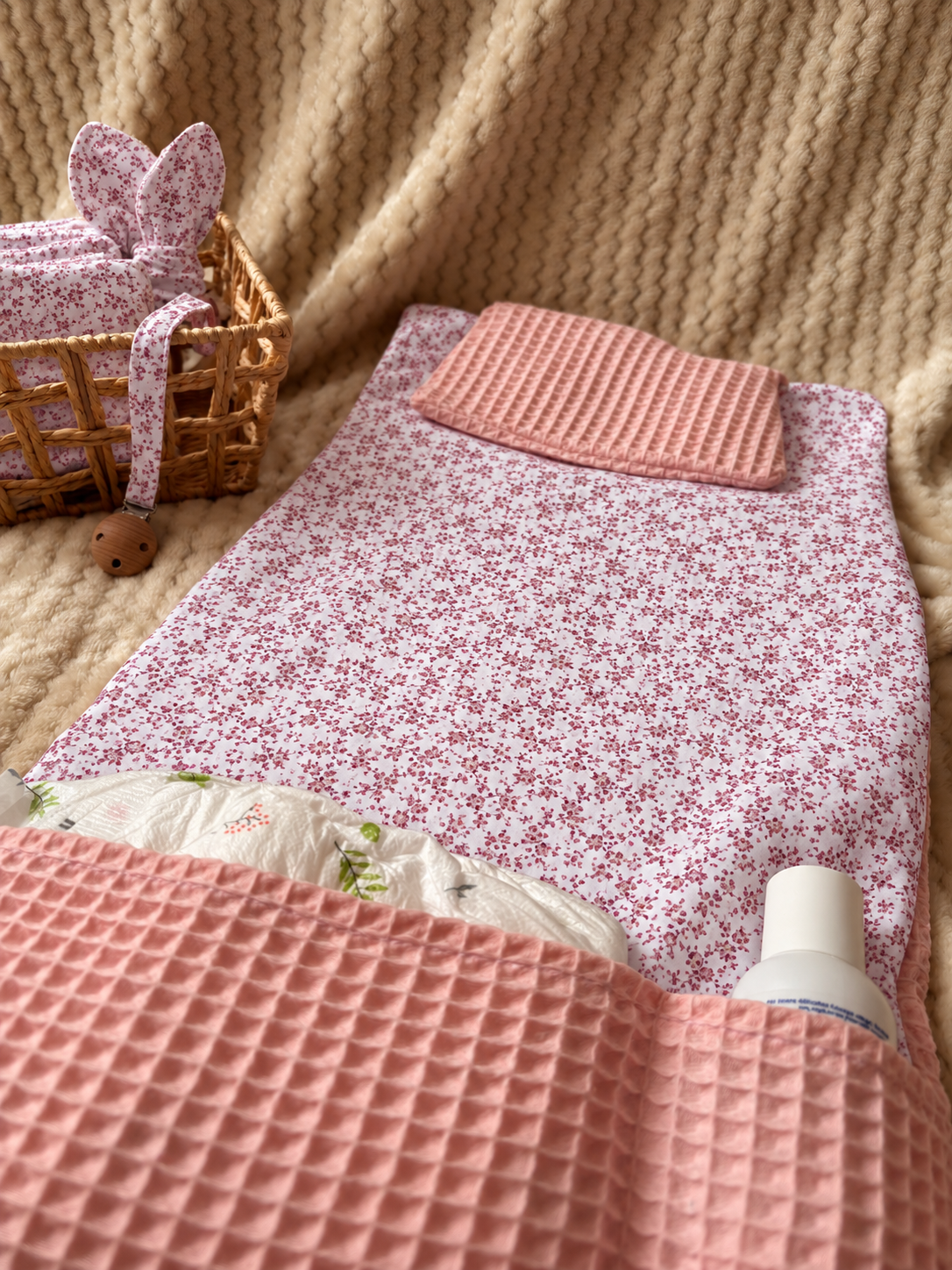 Tapis à langer nomade - Octobre Rose