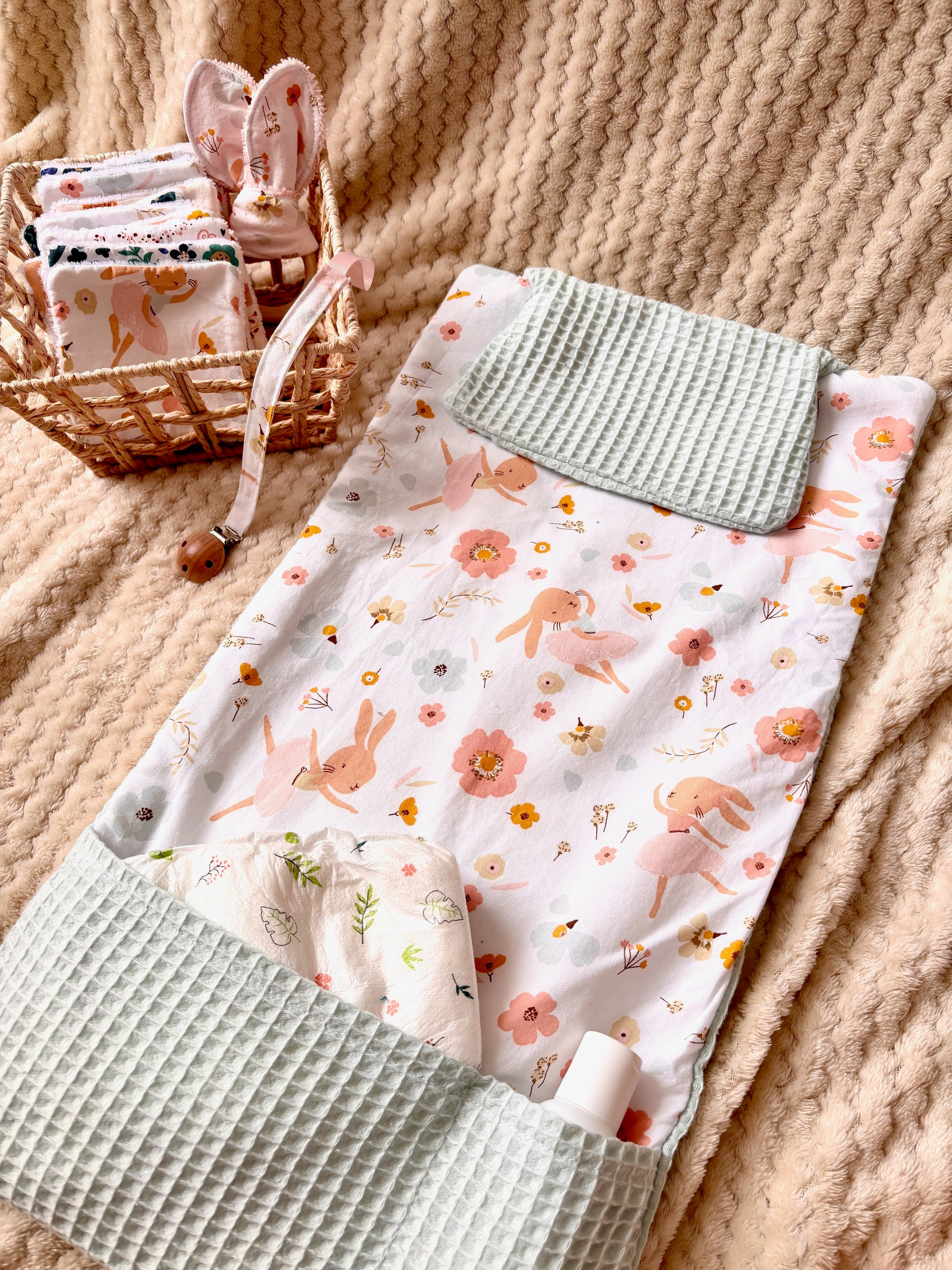 Tapis à langer nomade - Douceur printanière